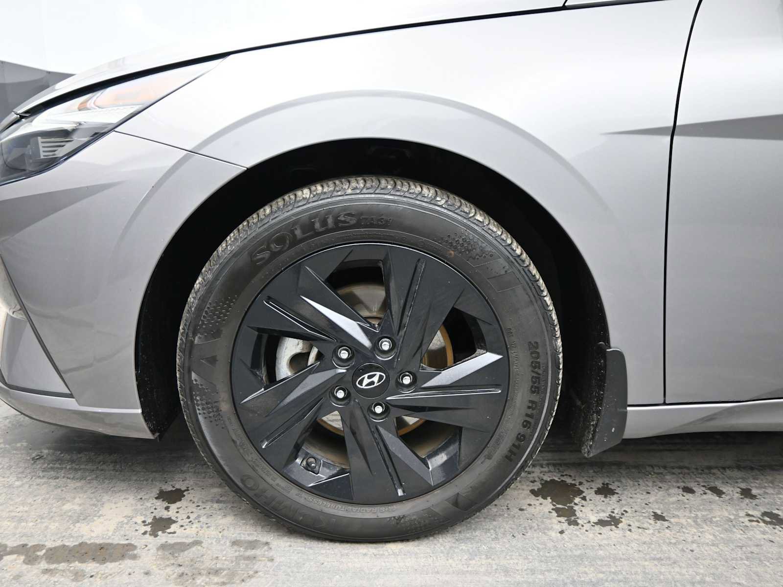 Used 2023 Hyundai Elantra SEL image 10
