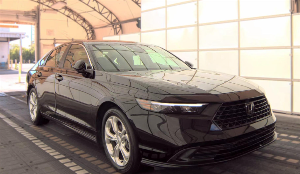 Used 2024 Honda Accord LX image 4