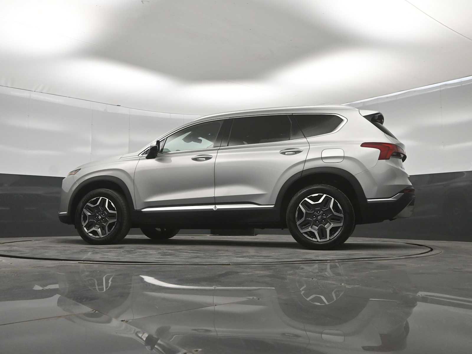 Used 2022 Hyundai Santa Fe SEL Premium w/ Cargo Package AWD/4WD image 41
