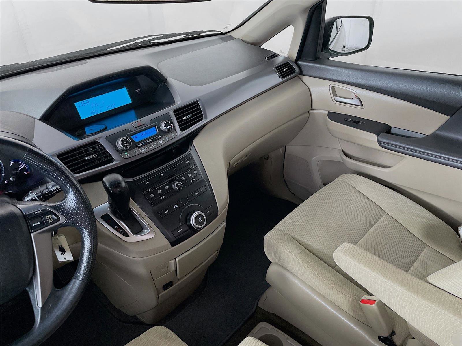 Used 2012 Honda Odyssey LX image 23