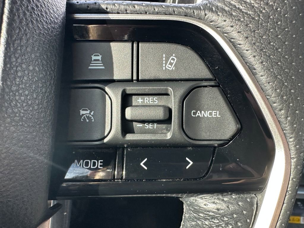 Used 2024 Toyota Tundra Platinum image 23