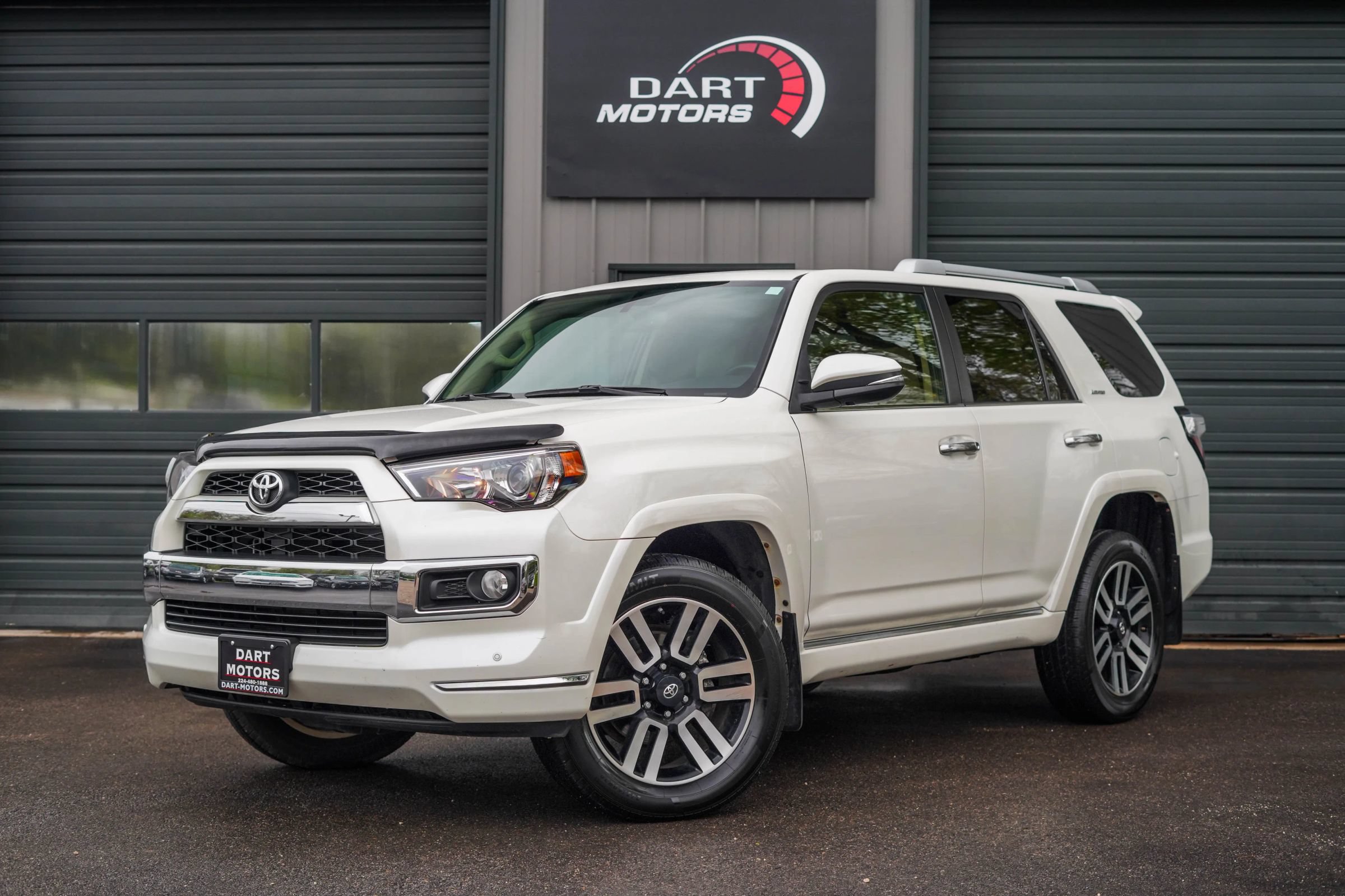 Used 2017 Toyota 4Runner Limited AWD/4WD image 3