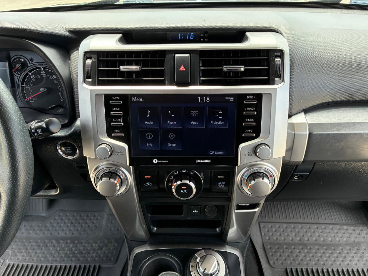 Used 2022 Toyota 4Runner SR5 AWD/4WD image 18