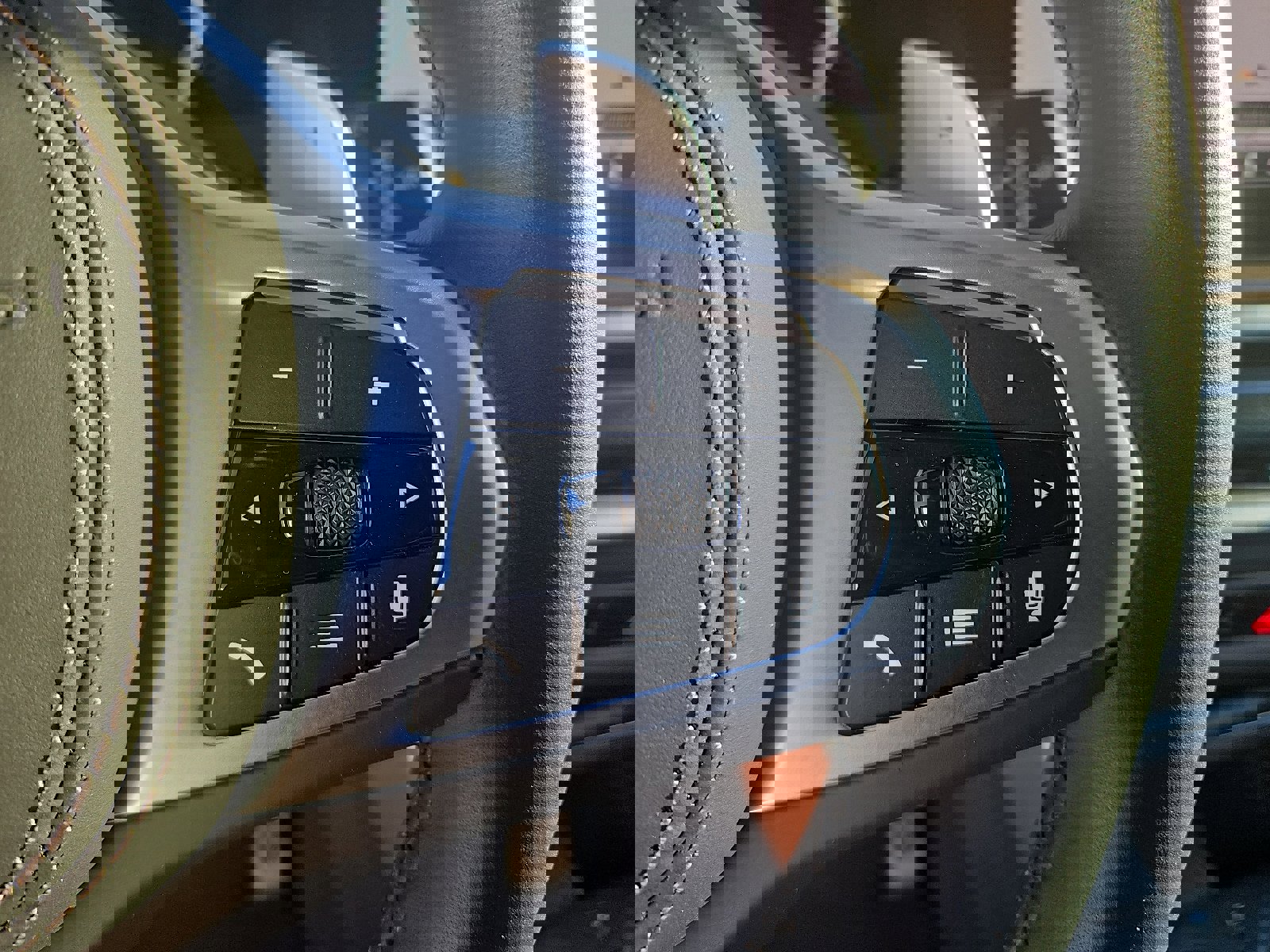 Used 2025 BMW X5 xDrive40i image 24