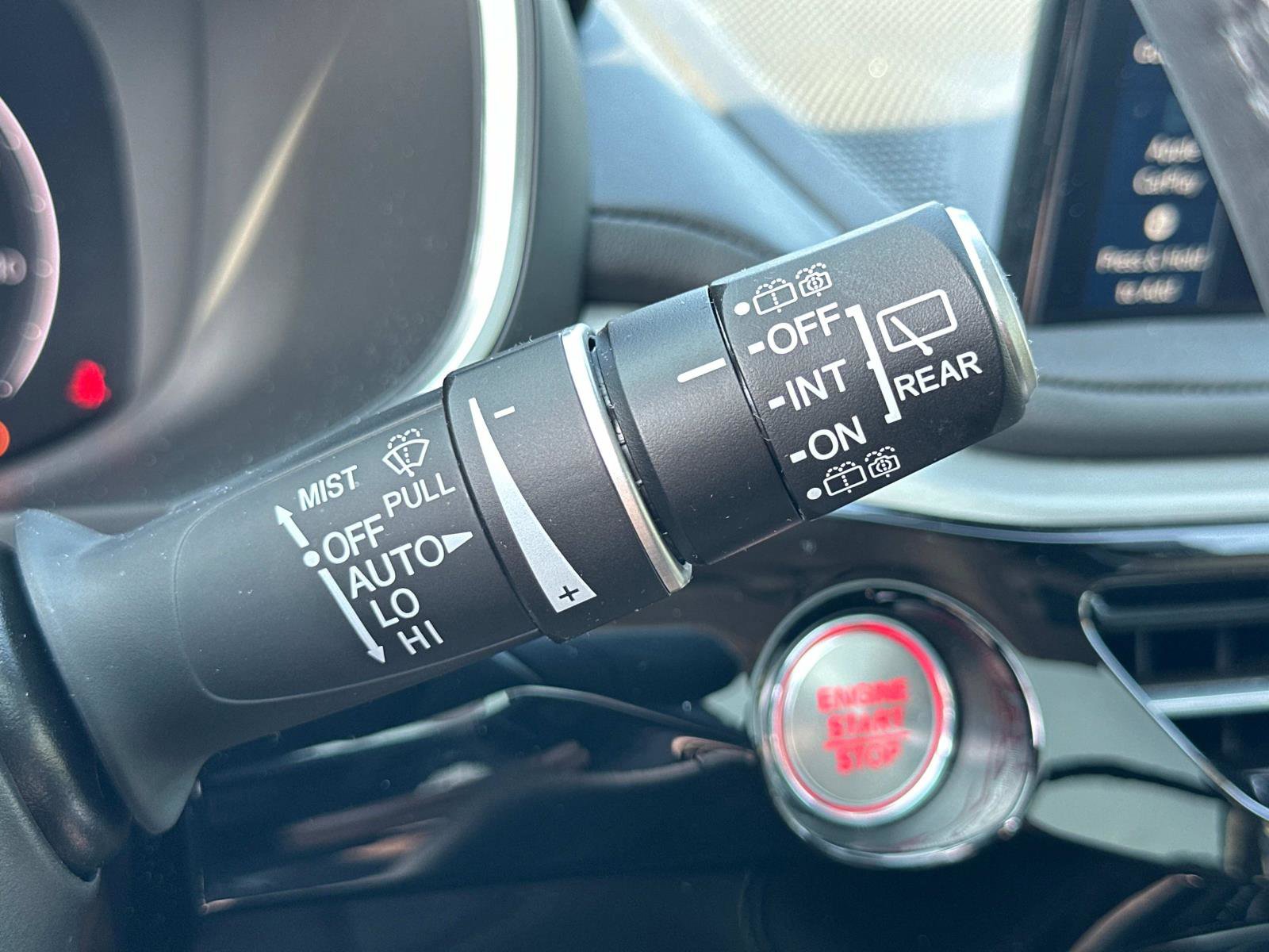 Certified 2025 Acura MDX 3.5L Technology Package image 29