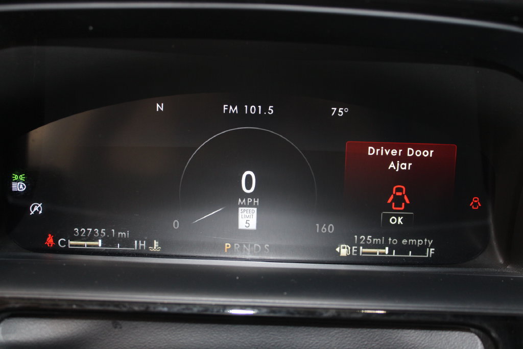 Used 2023 Lincoln Nautilus Reserve AWD/4WD image 35