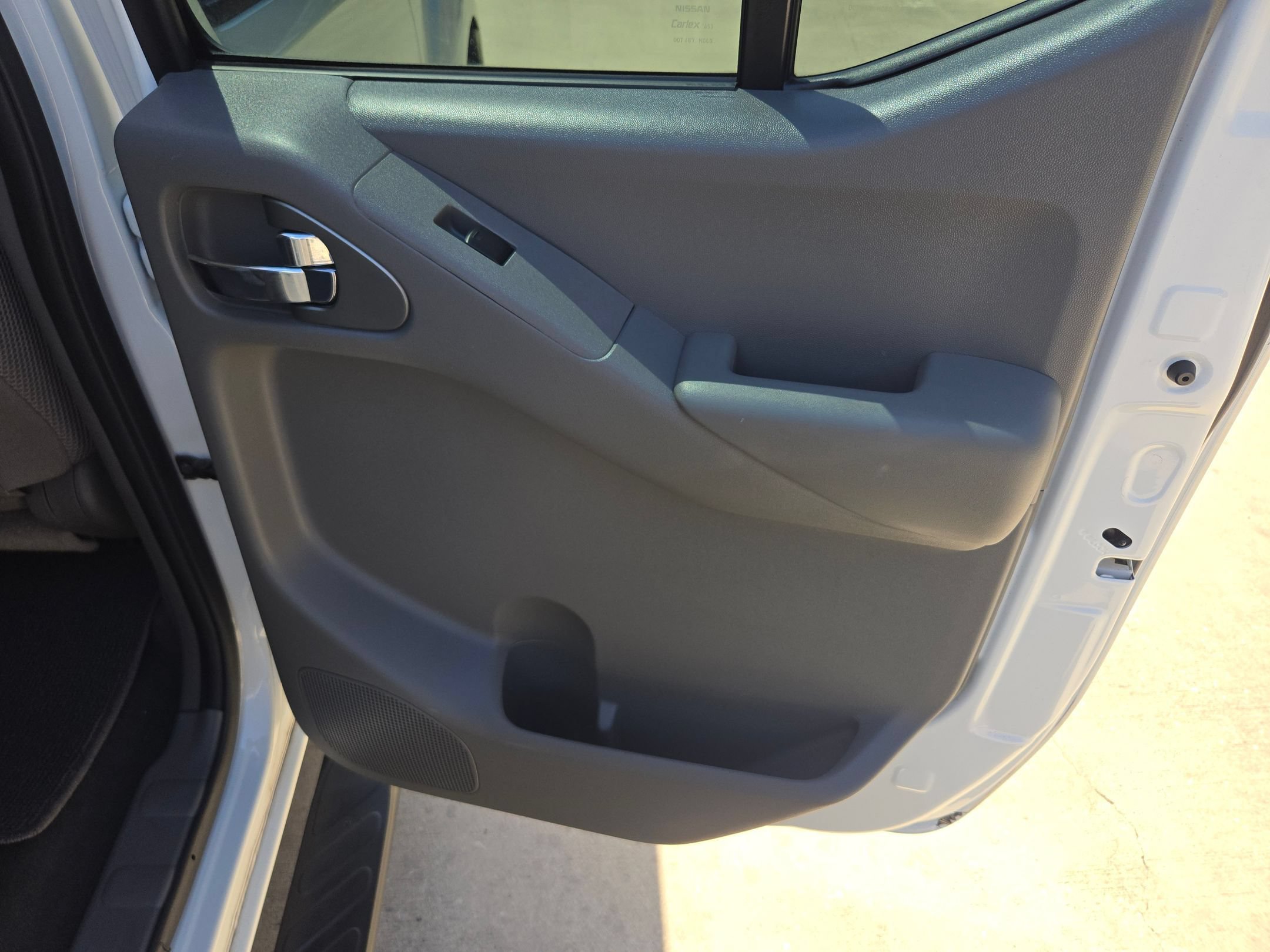 Used 2021 Nissan Frontier SV w/ Midnight Edition Floor Mats RWD image 25