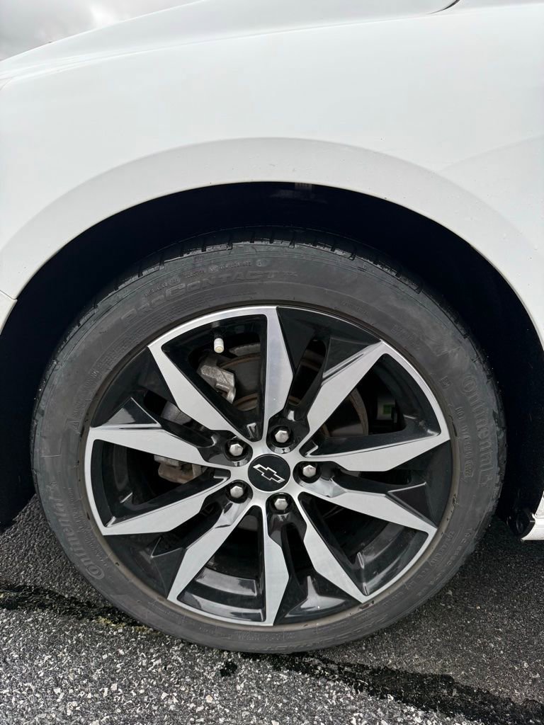 Used 2022 Chevrolet Malibu RS FWD image 8