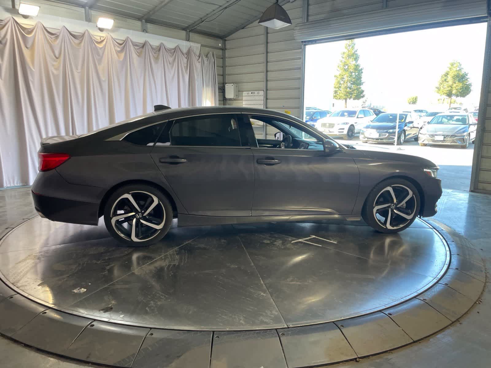 Used 2020 Honda Accord Sport image 5