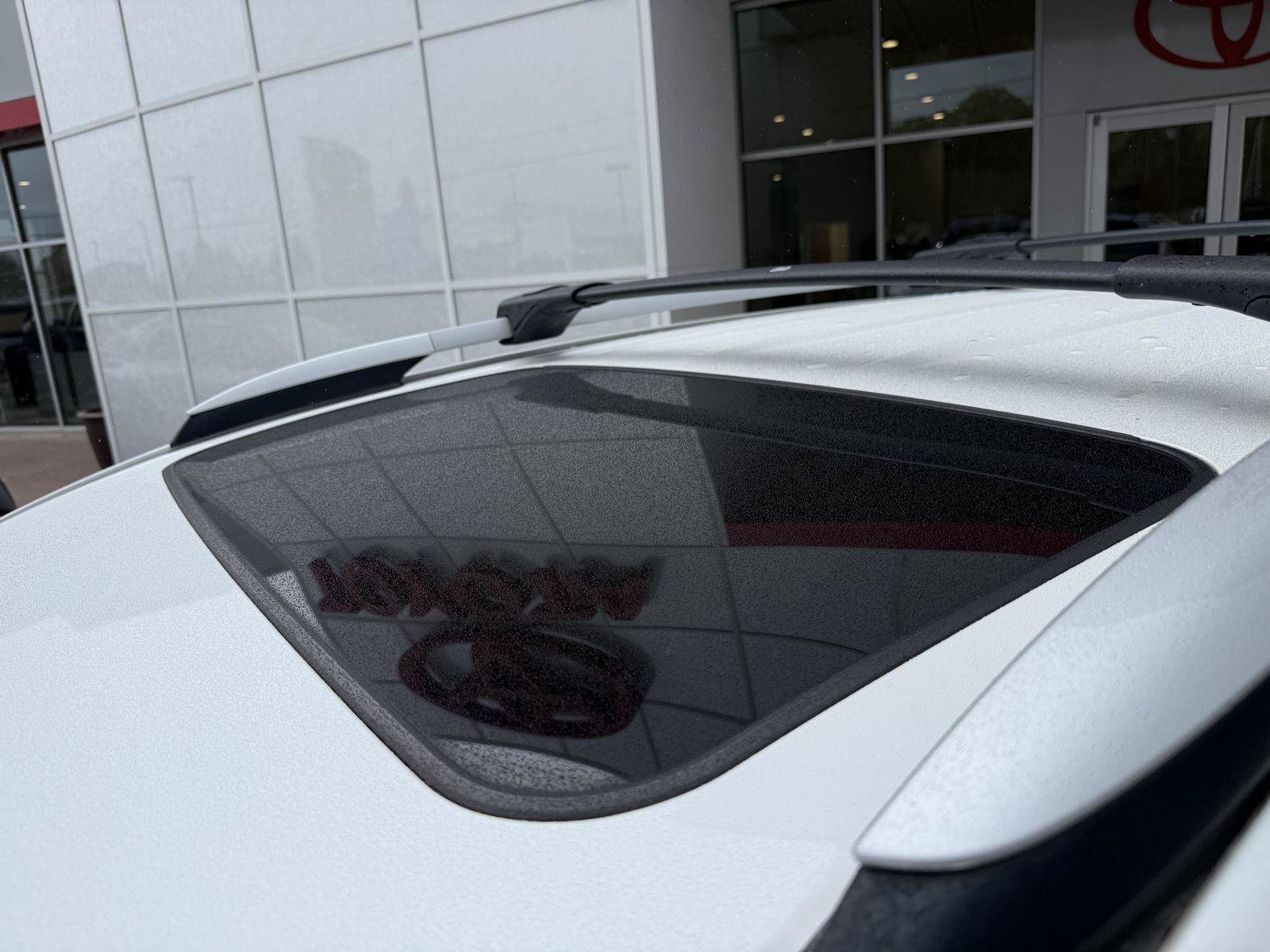Used 2014 Toyota RAV4 Limited AWD/4WD image 9