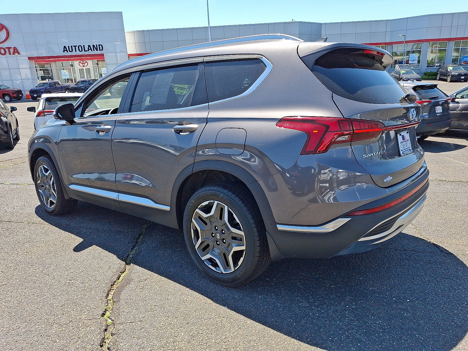 Used 2022 Hyundai Santa Fe Limited image 4