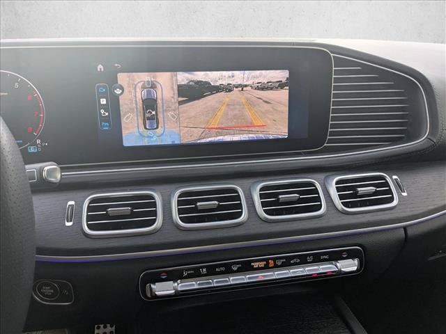 Used 2025 Mercedes-Benz GLS 450 4MATIC image 13
