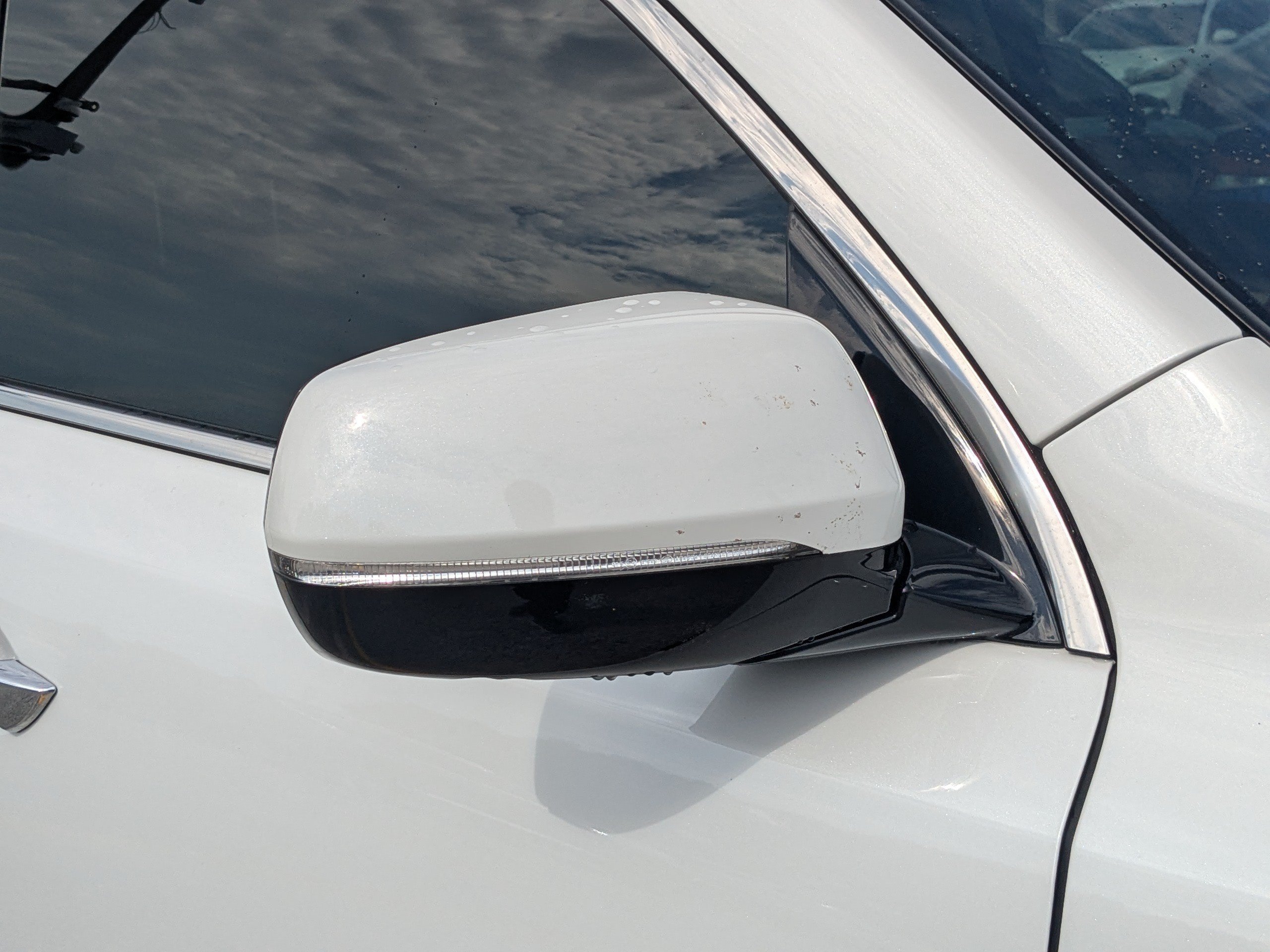 Used 2020 Acura MDX w/ Advance Package FWD image 32