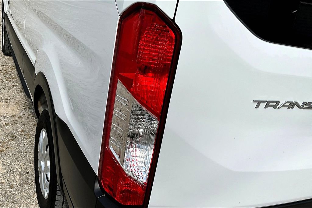 Used 2022 Ford Transit 350 XLT image 21