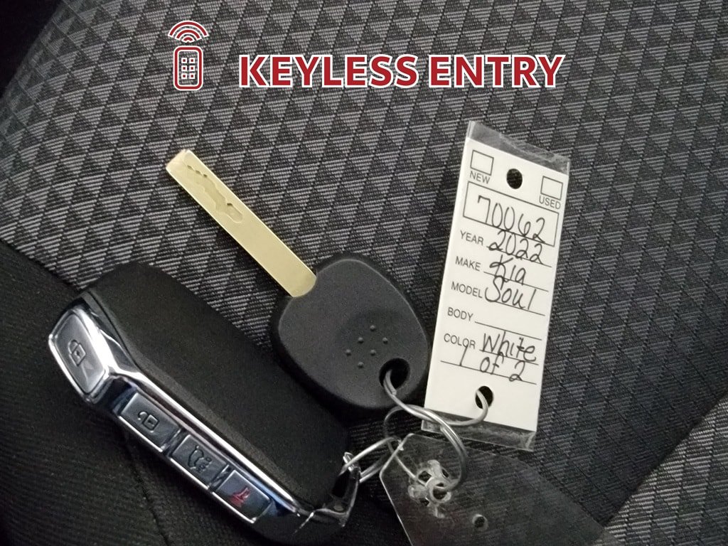 Used 2022 Kia Soul LX FWD image 27