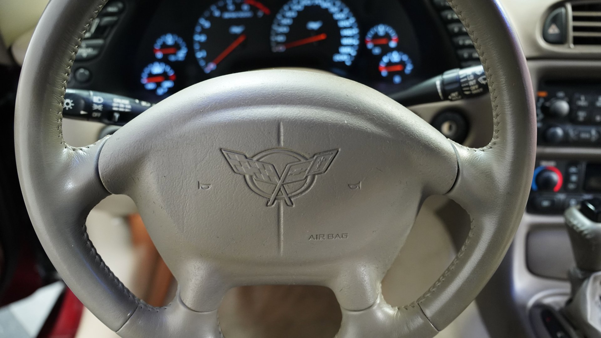 Used 2003 Chevrolet Corvette 50th Anniversary Edition w/ Preferred Equipment Group image 30