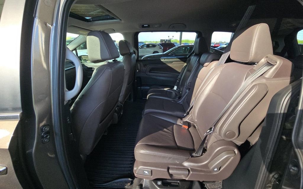 Used 2023 Honda Odyssey EX-L image 10