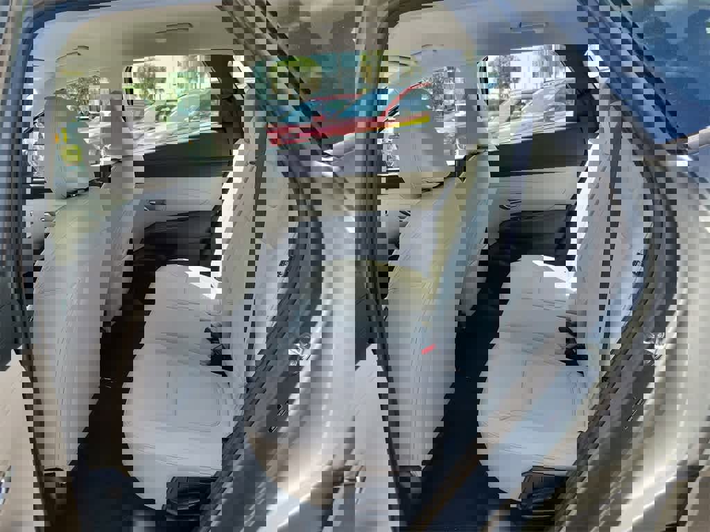 Used 2025 Hyundai Tucson SE image 10