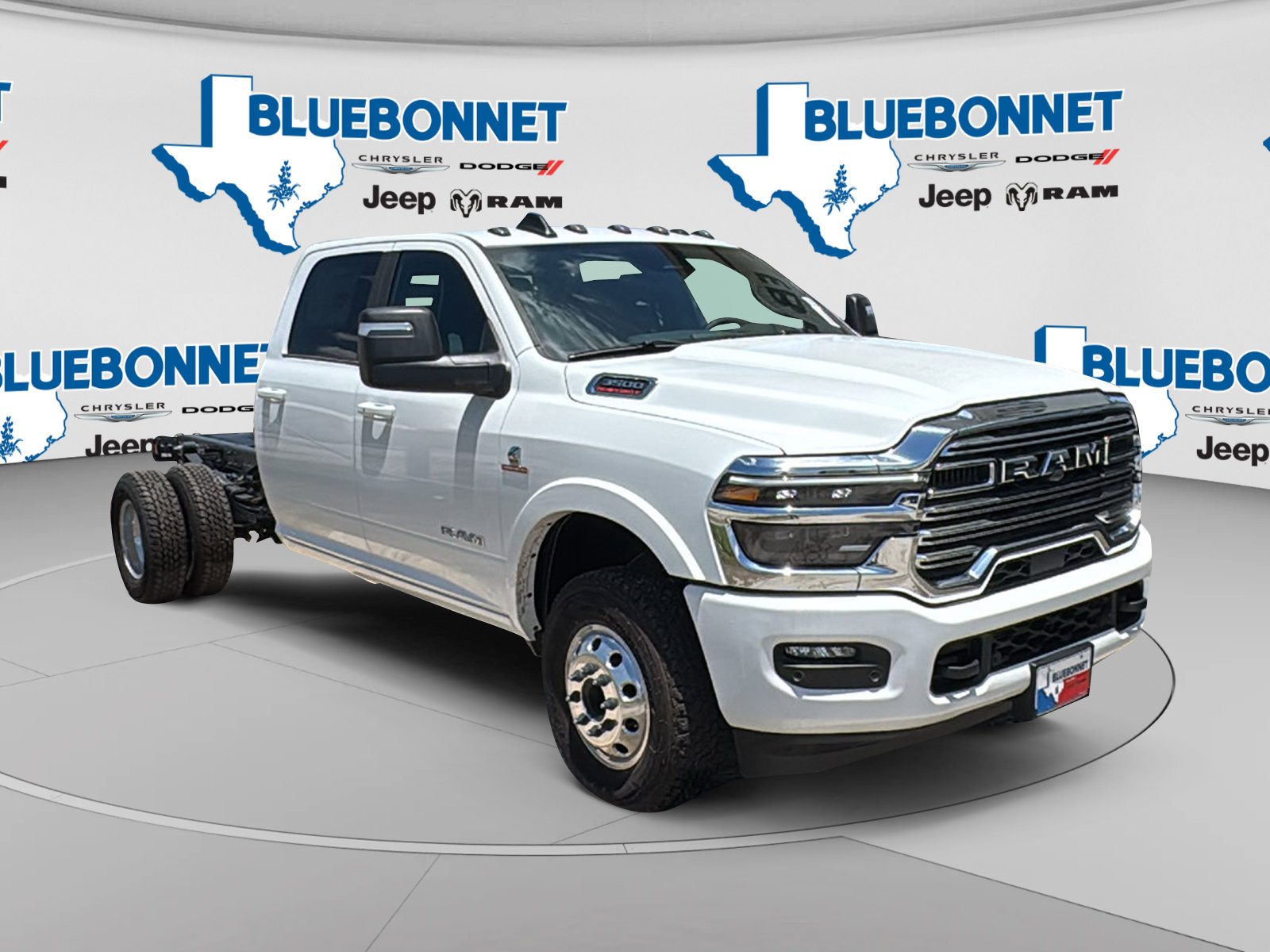 New 2026 RAM 3500 Big Horn w/ Laramie Trim Package AWD/4WD image 3