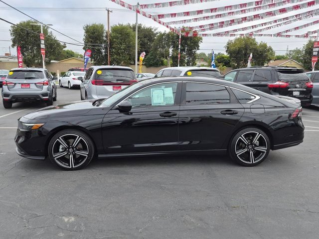 Used 2025 Honda Accord Sport image 12