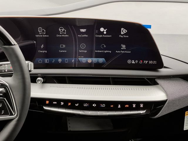 New 2026 Cadillac Optiq Luxury 1 image 15
