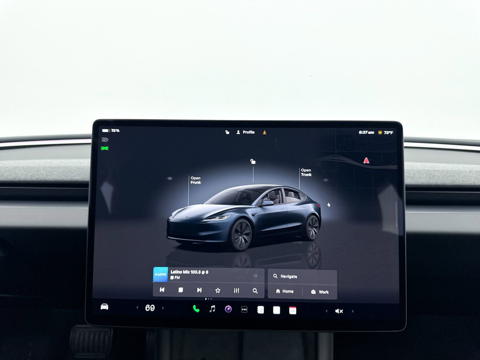 Used 2024 Tesla Model 3 Standard Range image 4