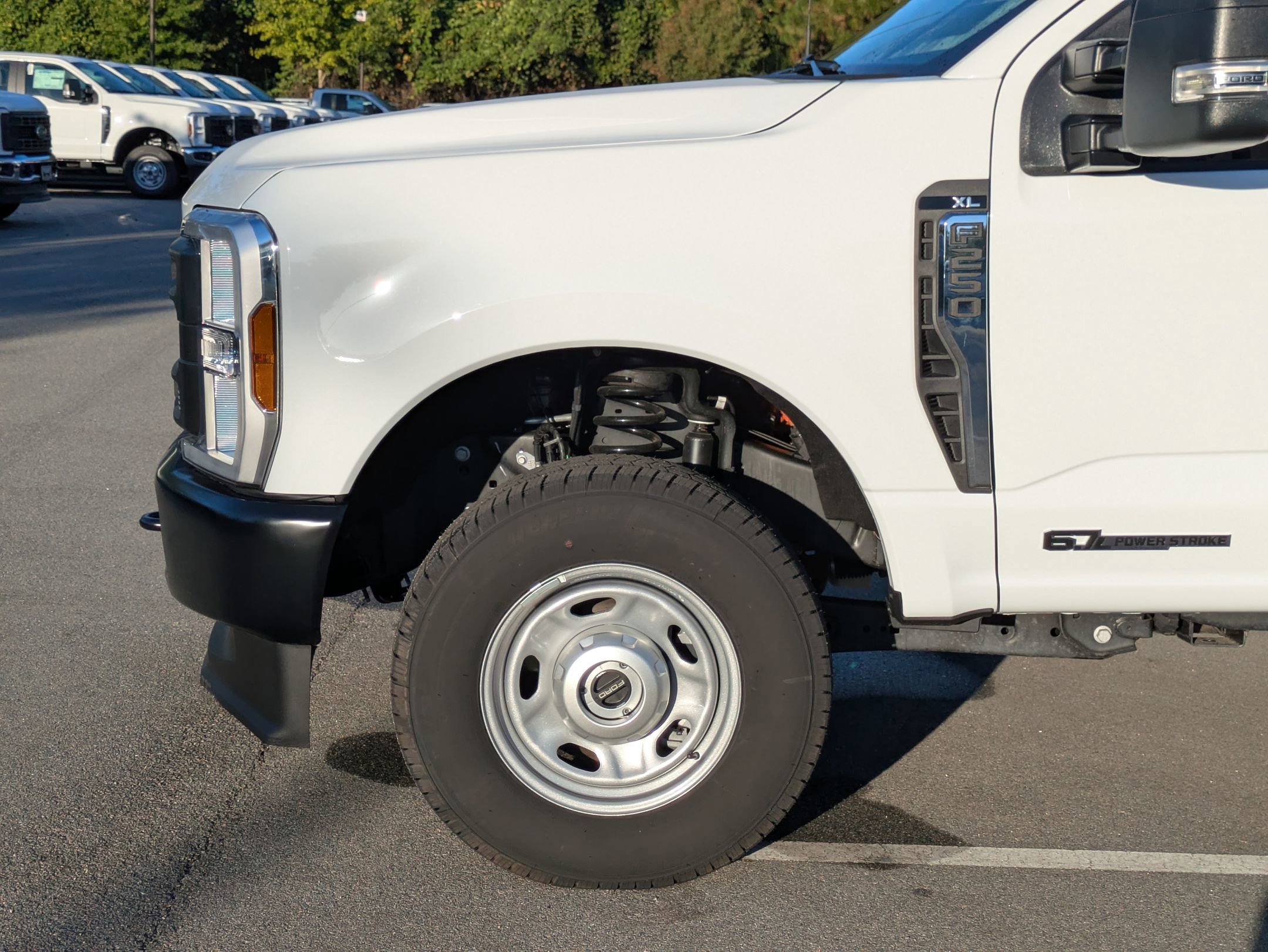 Certified 2025 Ford F250 XLT w/ F-250 >10K GVWR Package image 11