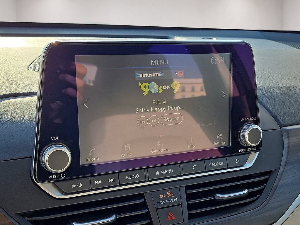 Used 2025 Nissan Altima 2.5 SV FWD image 26