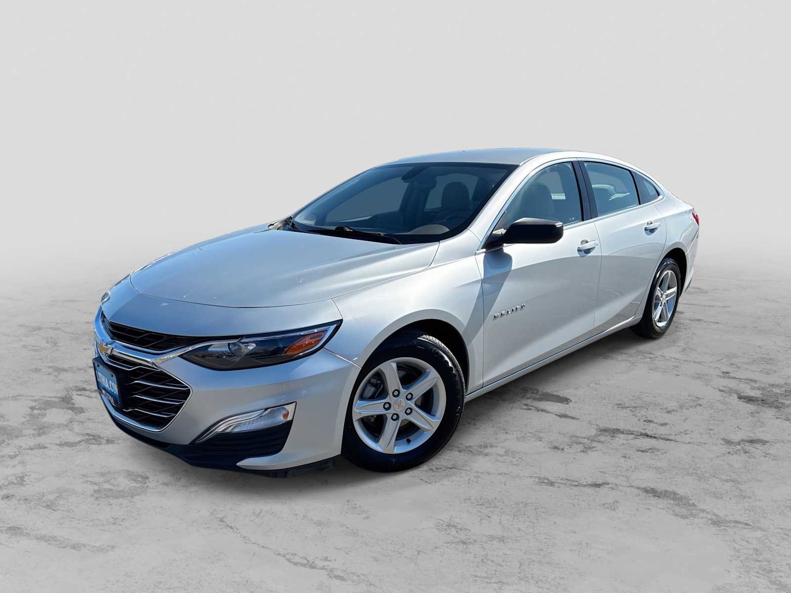Used 2020 Chevrolet Malibu LS image 1