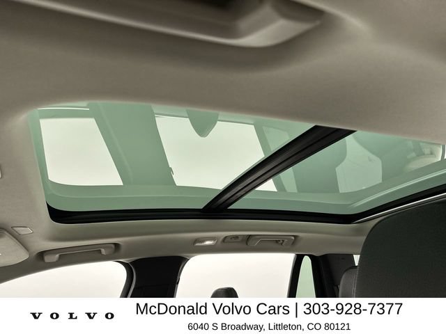 Certified 2025 Volvo XC90 T8 Plus w/ Protection Package Premier AWD/4WD image 21