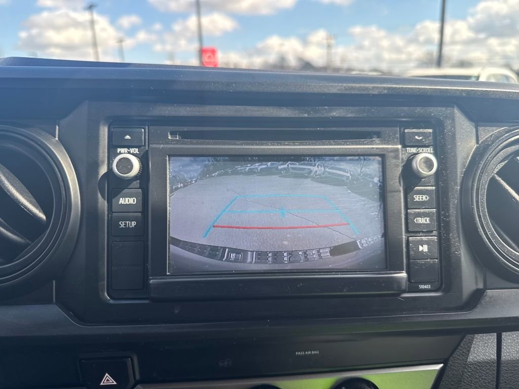 Used 2019 Toyota Tacoma SR image 19