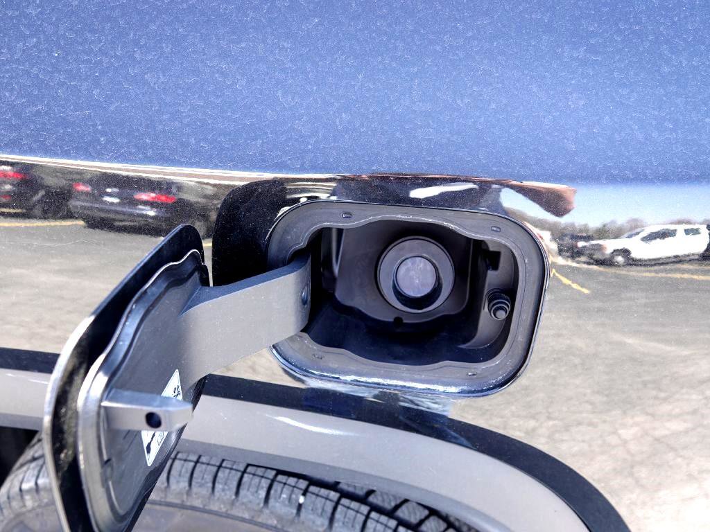 Used 2019 GMC Acadia SLE image 13