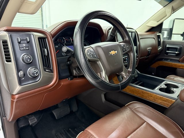 Used 2016 Chevrolet Silverado 3500 High Country w/ Duramax Plus Package image 9