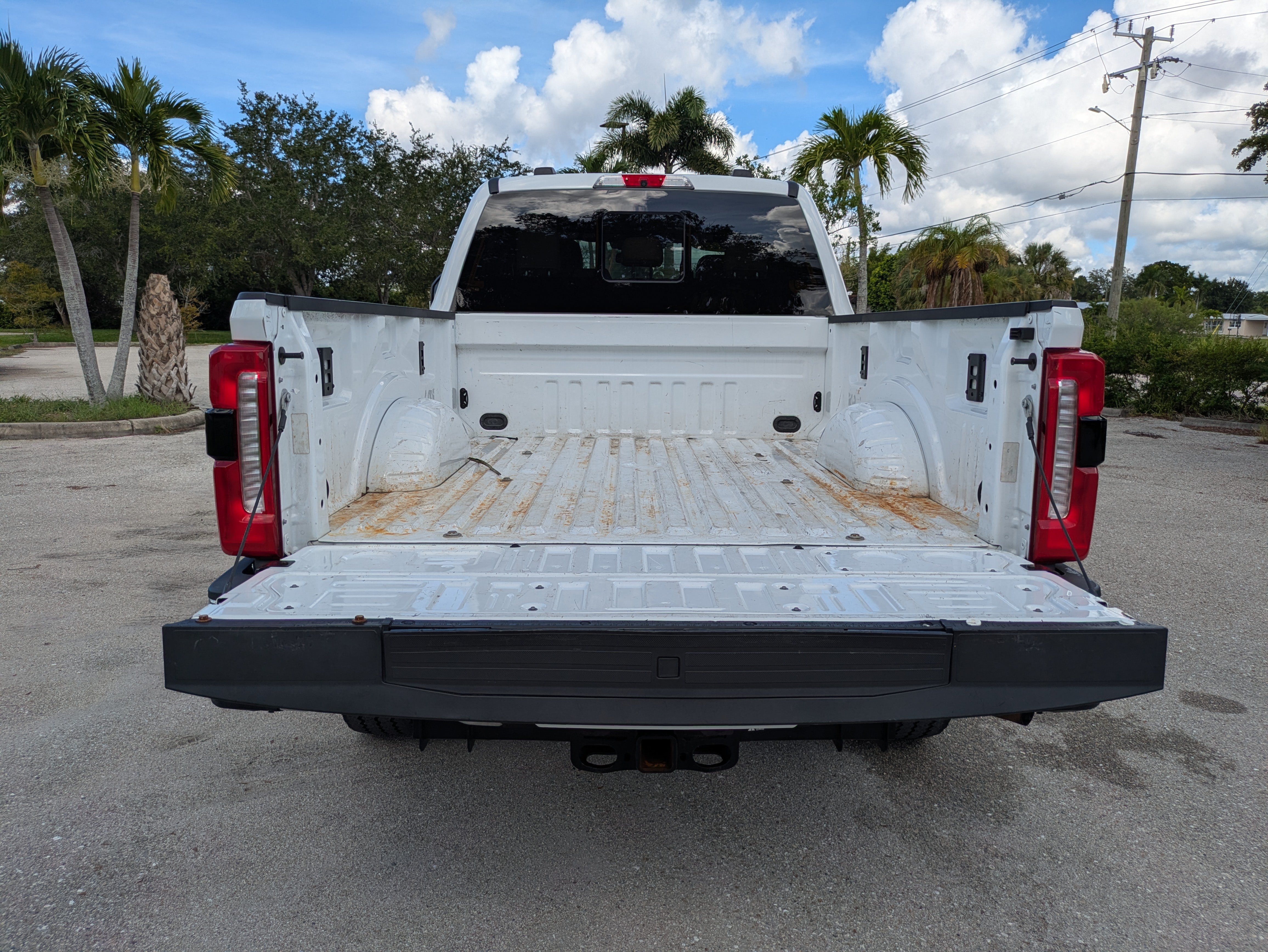 Used 2024 Ford F250 Lariat w/ FX4 Off-Road Package AWD/4WD image 13