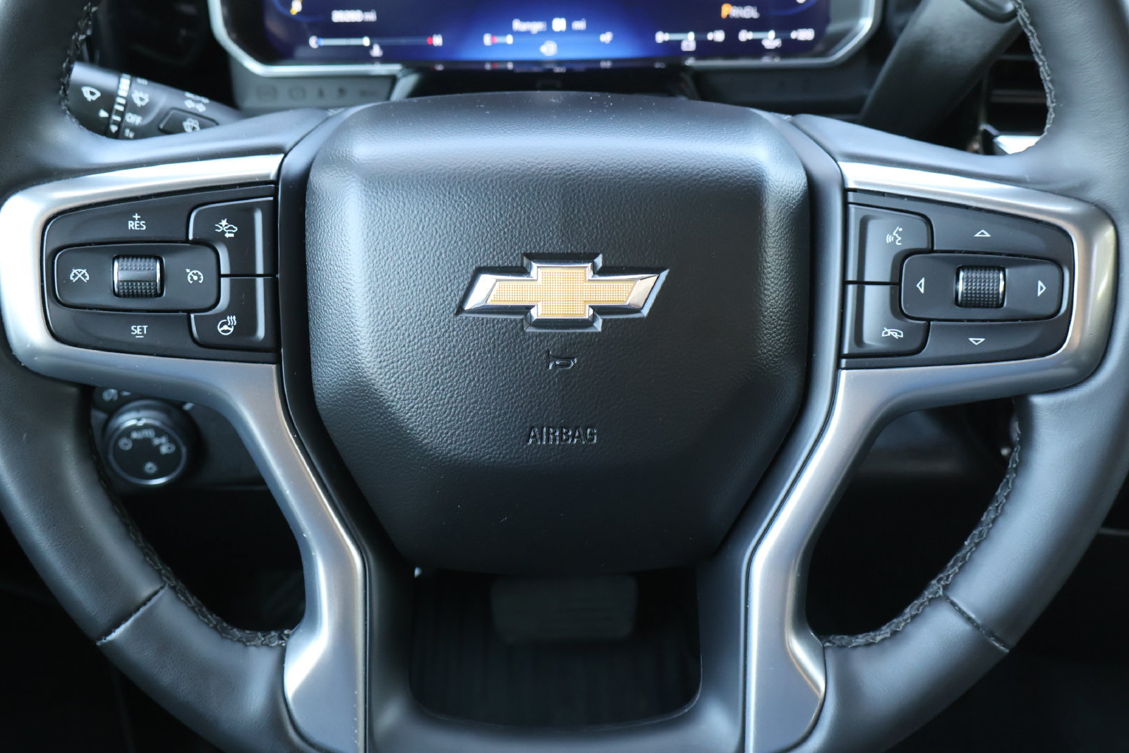 Used 2026 Chevrolet Silverado 1500 LT RWD image 23