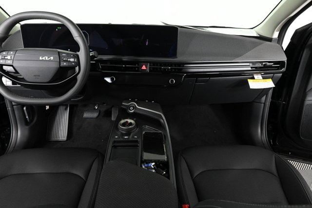 New 2025 Kia EV6 Wind image 14