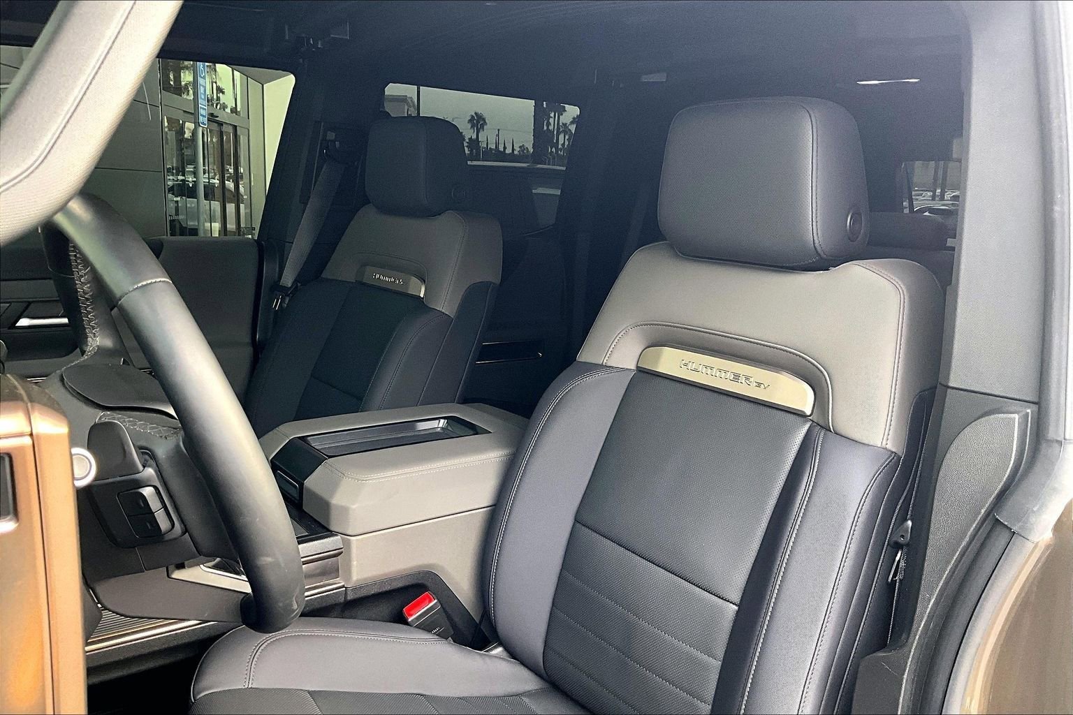 Used 2025 GMC Hummer EV 3X AWD/4WD image 25