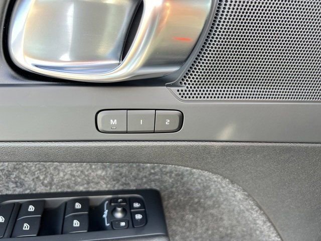 New 2024 Volvo XC40 Recharge Plus w/ Protection Package Premier image 12