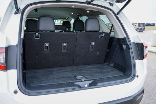 Used 2025 Honda Pilot EX-L image 13