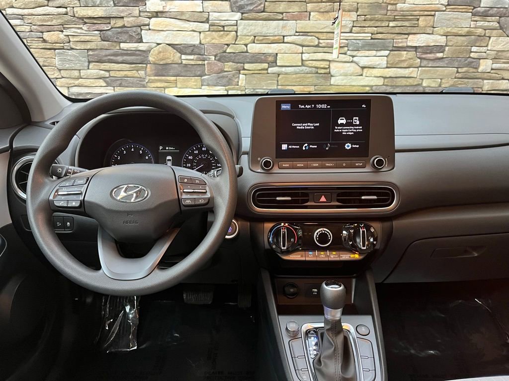 Used 2023 Hyundai Kona SEL w/ Cargo Package image 15