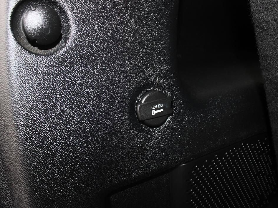 Used 2018 Dodge Journey SE image 31