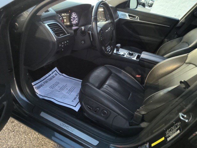 Used 2018 Genesis G80 5.0 Ultimate image 11