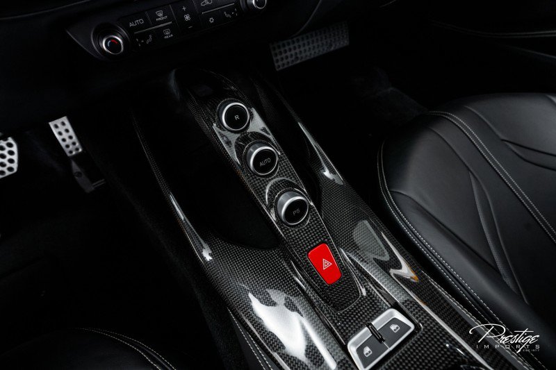 Used 2018 Ferrari 812 Superfast image 43