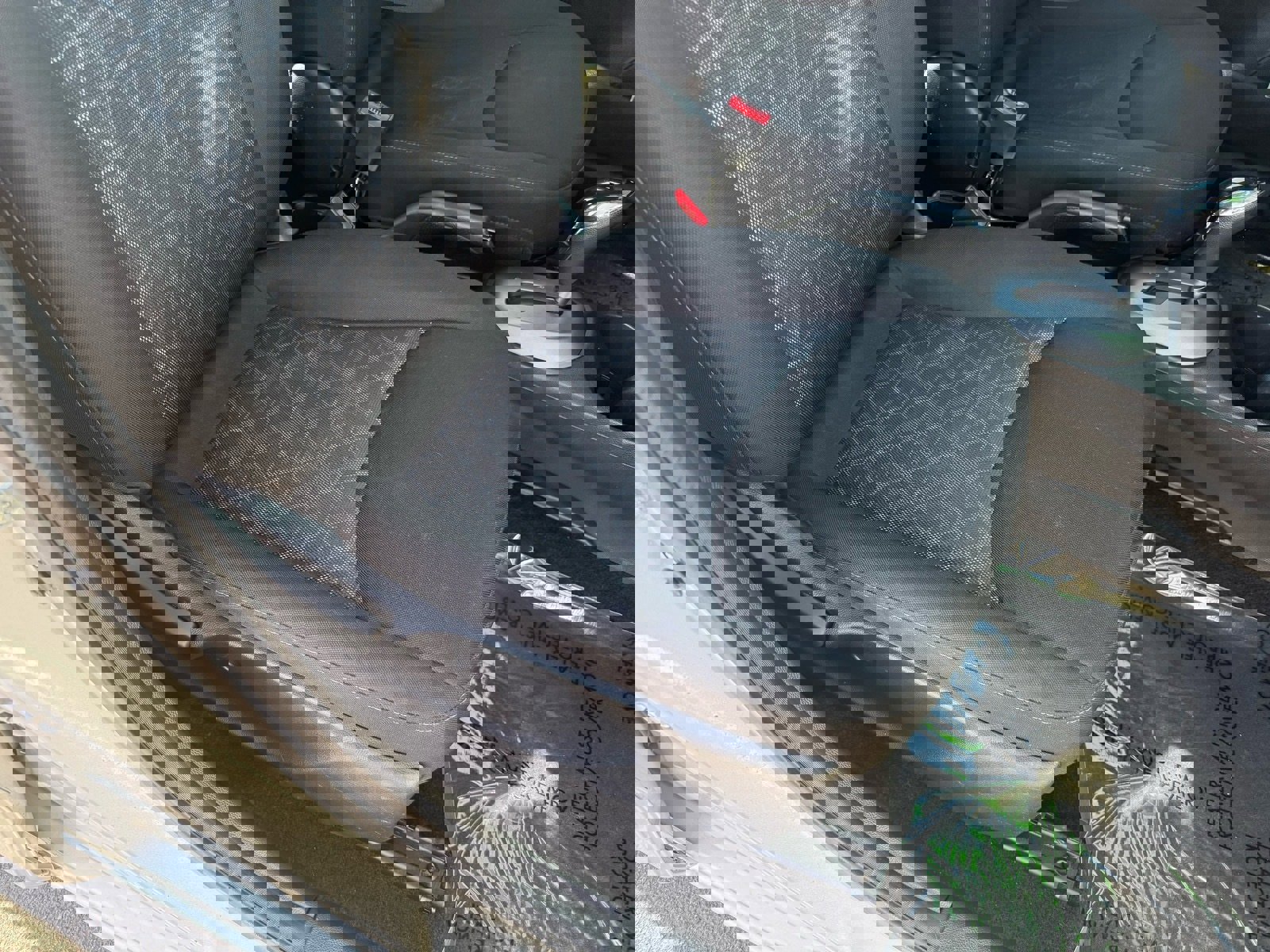 Used 2021 Chevrolet Spark LT image 32