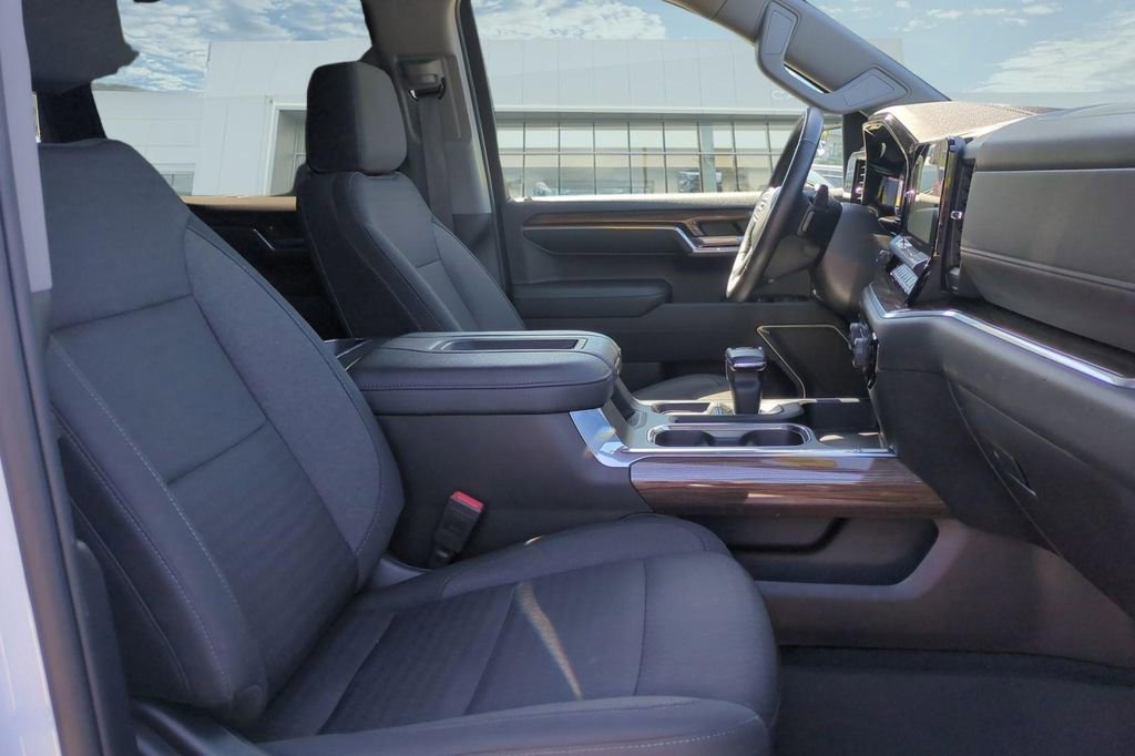 Used 2022 Chevrolet Silverado 1500 RST w/ LPO, Liner Protection Package image 16