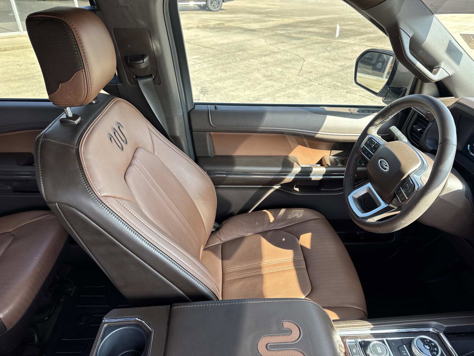 Used 2024 Ford Expedition King Ranch AWD/4WD image 8