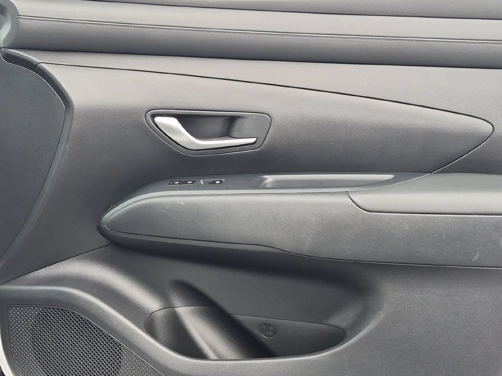 Used 2025 Hyundai Santa Cruz SEL FWD image 33