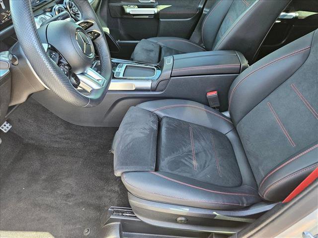 Used 2024 Mercedes-Benz GLB 35 AMG 4MATIC image 17