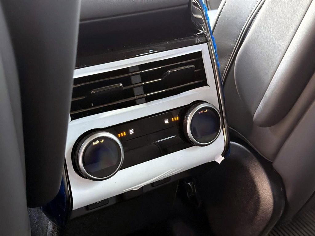 New 2026 Land Rover Range Rover Sport SE AWD/4WD image 15