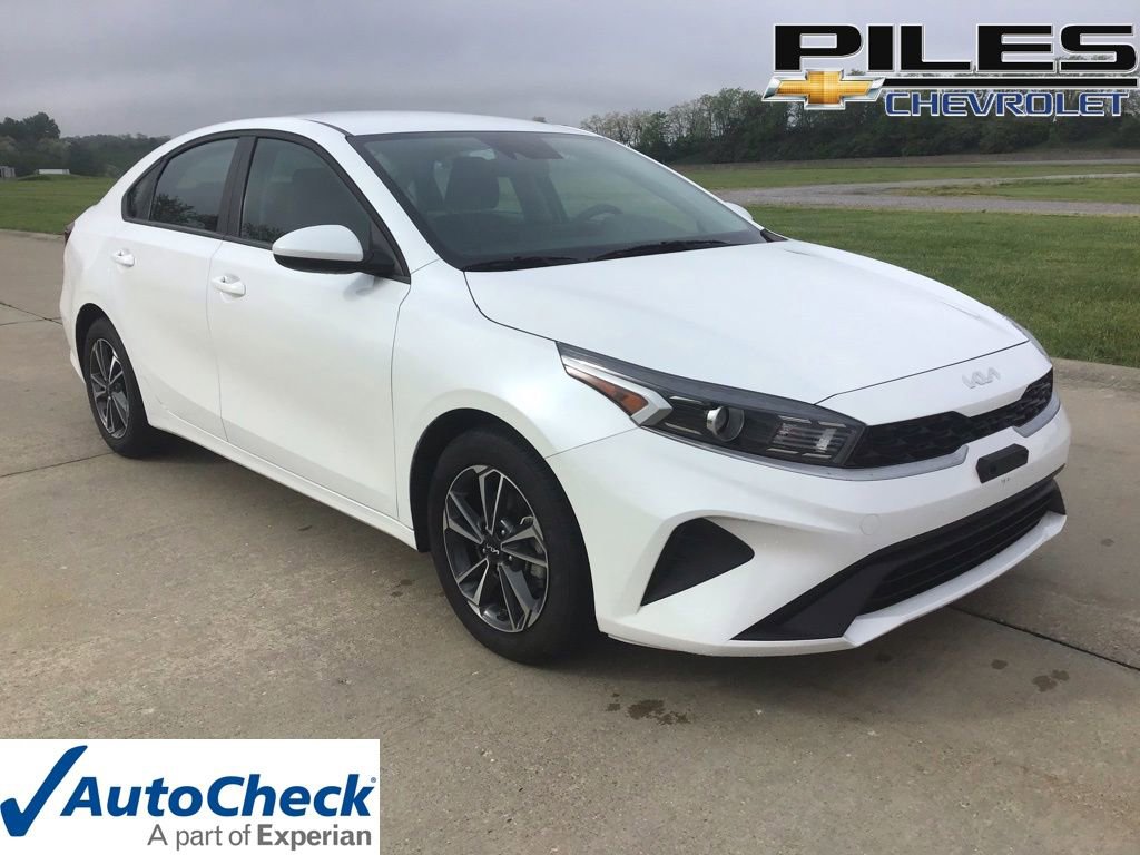 Used 2024 Kia Forte LXS FWD image 1